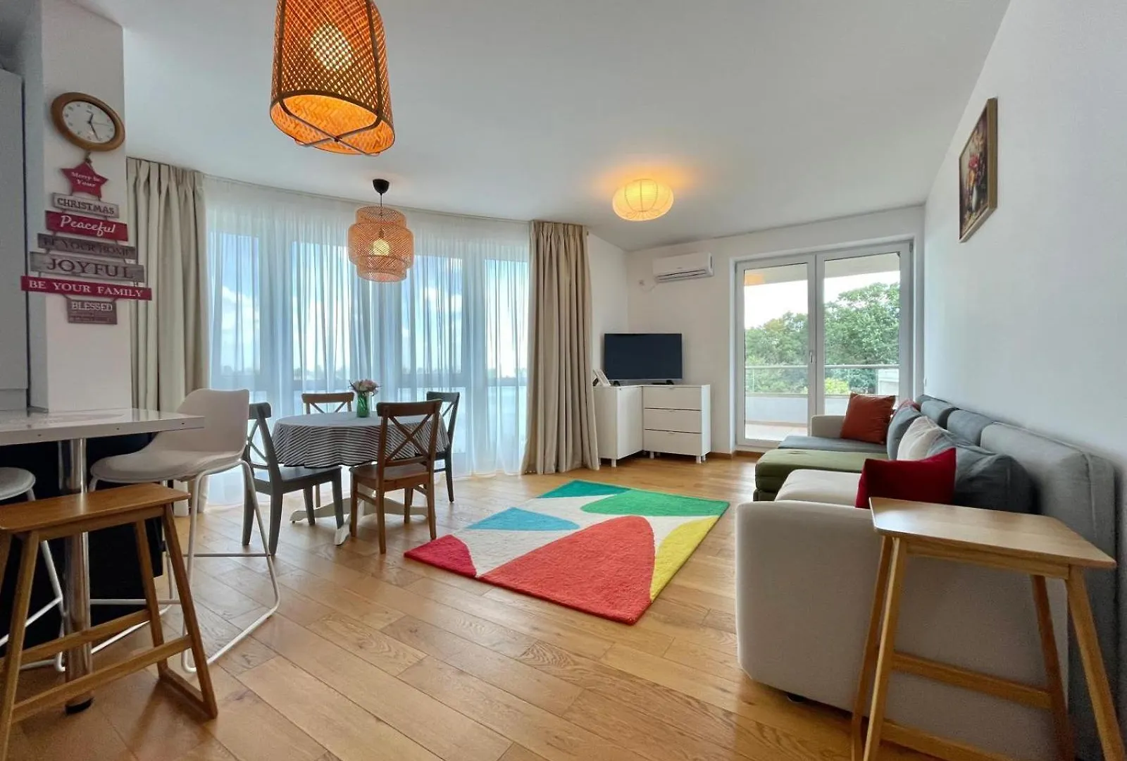 Apartment No 207 Lebada Lake Residence Bükreş